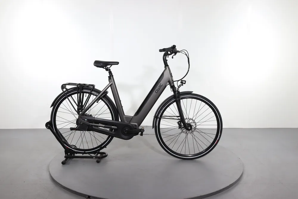 Tijdelijk Beschikbaar Qwic Premium i +Auto