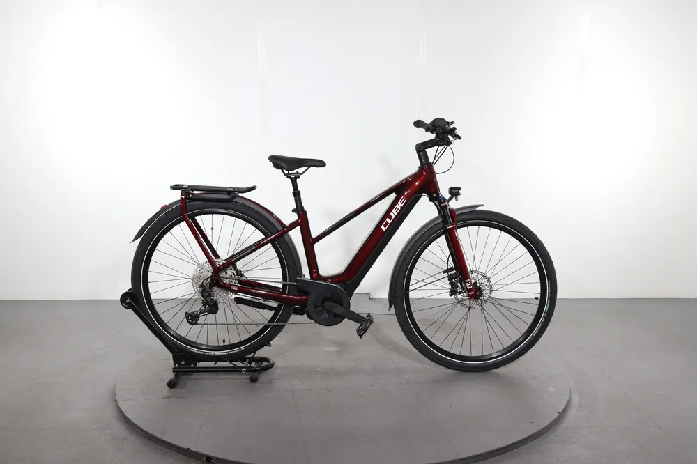 Veilige Betaling Cube Touring Hybrid EXC