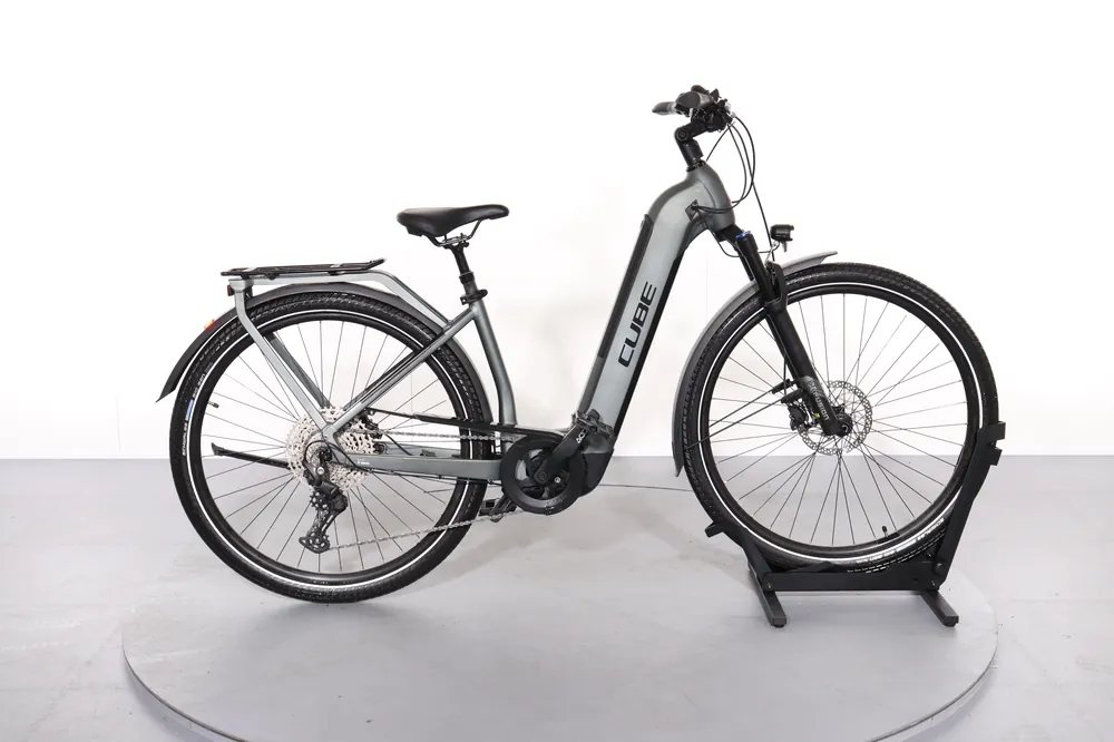 Cube Kathmandu Hybrid Pro 625 Finale Uitverkoop