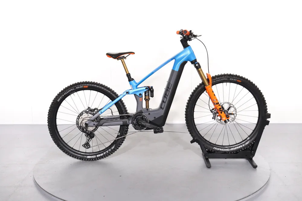 Nieuw Cube Stereo Hybrid 140 HPC Actionteam 750