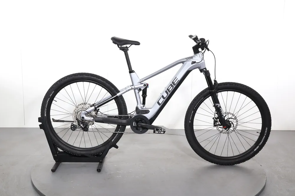 Merkproduct Cube Stereo Hybrid 120 Race 625