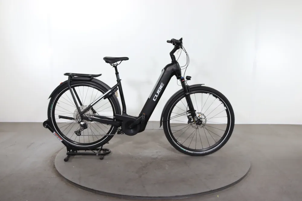Cube Kathmandu Hybrid EXC Rechtstreeks Van De Fabrikant
